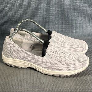 Skechers Reggae Fest 2.0 Women’s Athletic‎ Light Gray Shoes Size 10